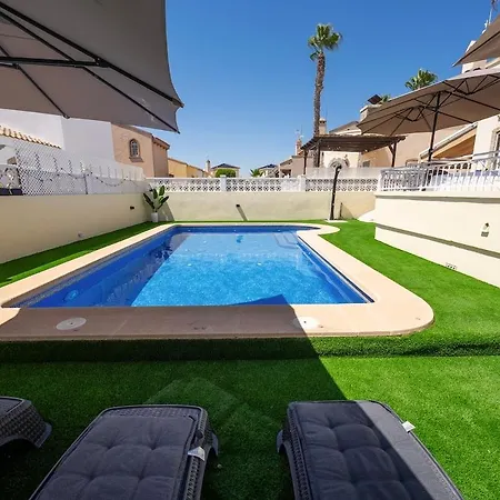 Vila Private With Pool
